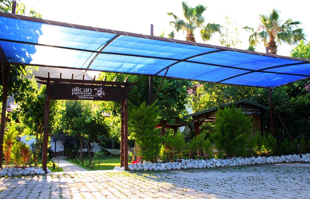 Alican Pension Çıralı Ngoại thất bức ảnh